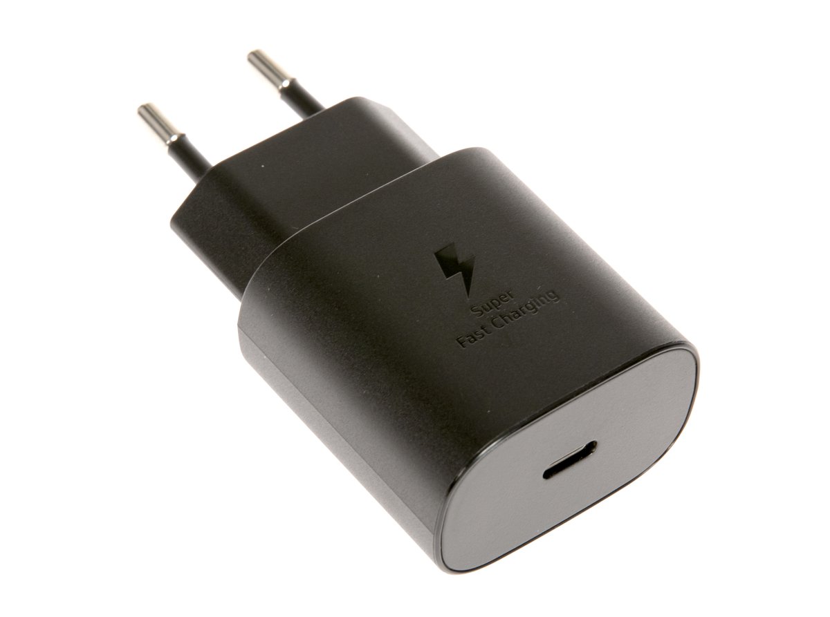 מטען קיר Samsung הכולל חיבור USB-C הספק עד כ- 25W ללא כבל – תמונה 2